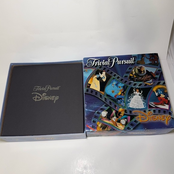 Trivial Pursuit Disney Edition Board Game Complete Parker Brothers - Picture 4 of 8